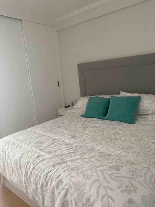Appartement Piso A Estrenar Entrada Autonoma Garage Wifi 4 Personas à Vigo Extérieur photo